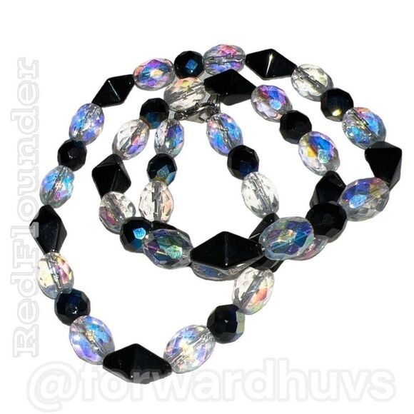 Black and Clear Faceted Rhinestone Necklace With Silver Tone Clasp - Picture 8 of 12